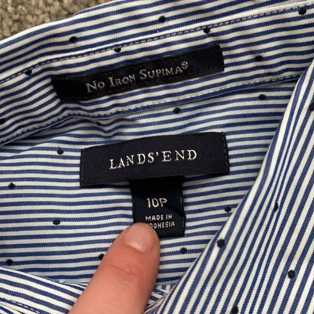 Women’s Land’s End Dress Shirt Petite - Picture 3 of 3